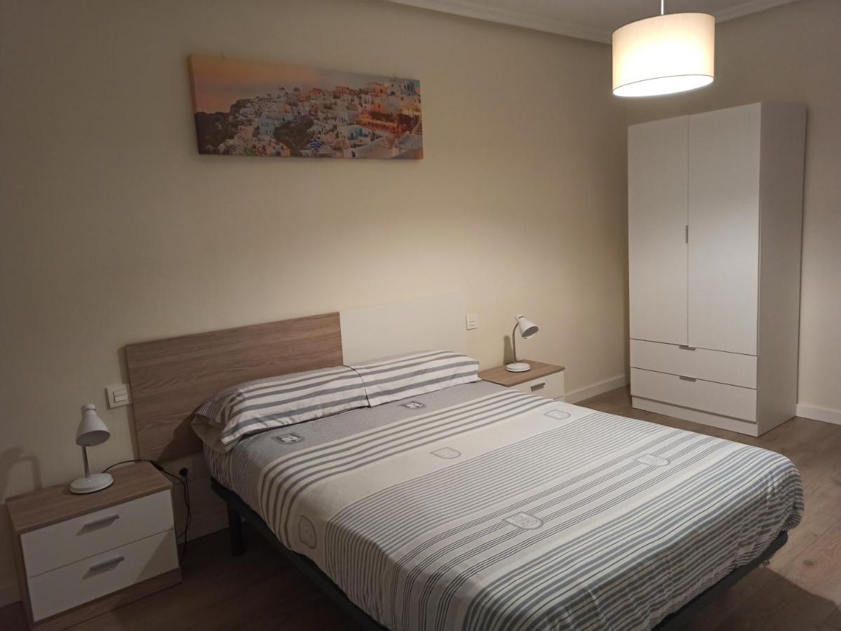 Fantastico Piso En Primera Linea De Playa Gijon Luaran gambar