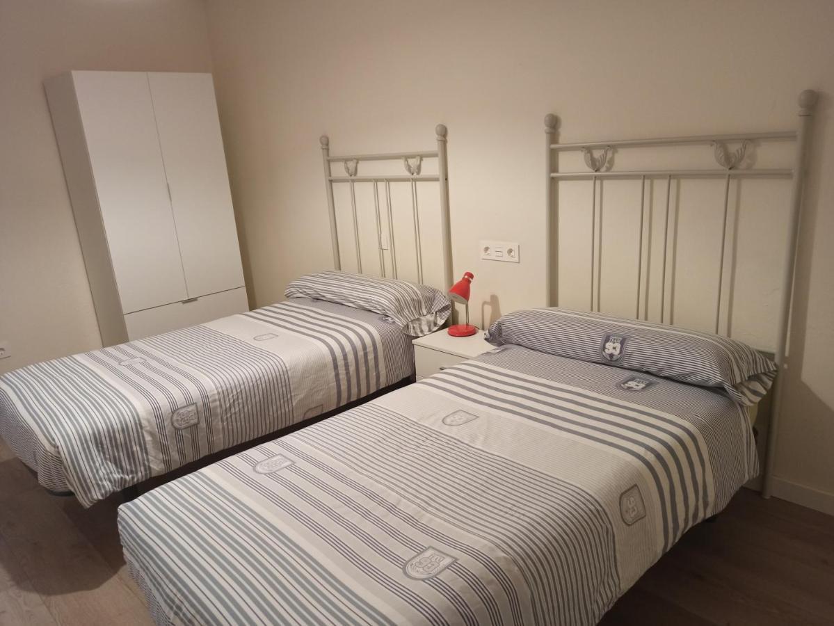 Fantastico Piso En Primera Linea De Playa Gijon Luaran gambar